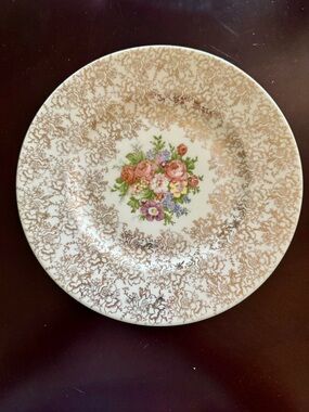 Atlas China 22 Carat Gold Floral Plate